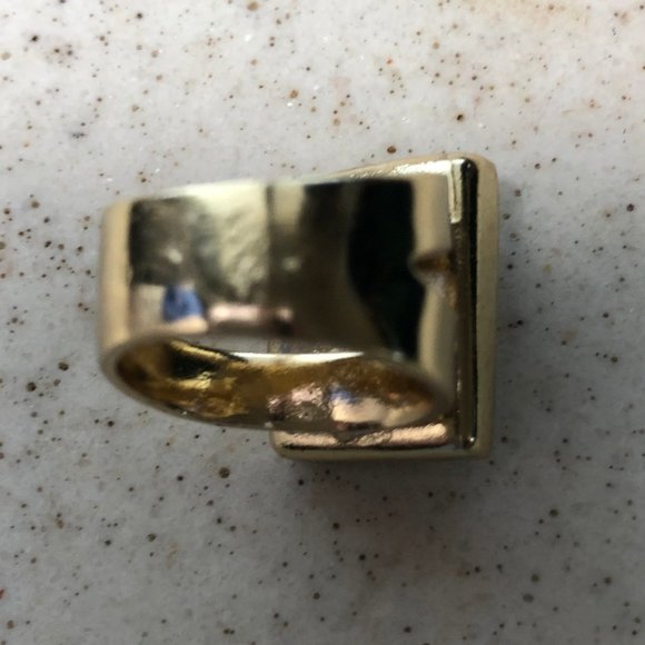 FAUX FUR RING - Picture 3 of 4